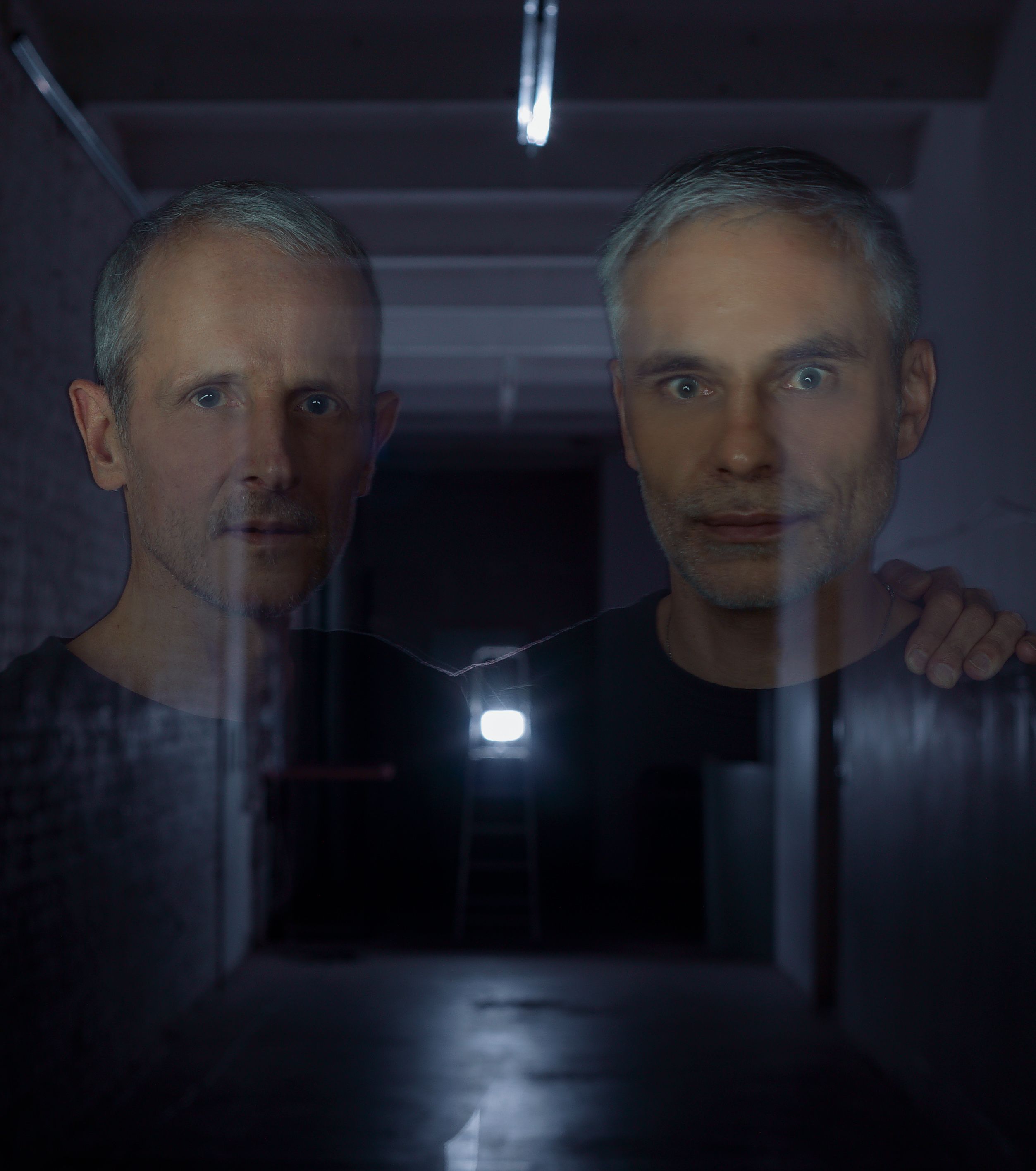 zdjęcie przedstawia MMM (Errorsmith X Fiedel)