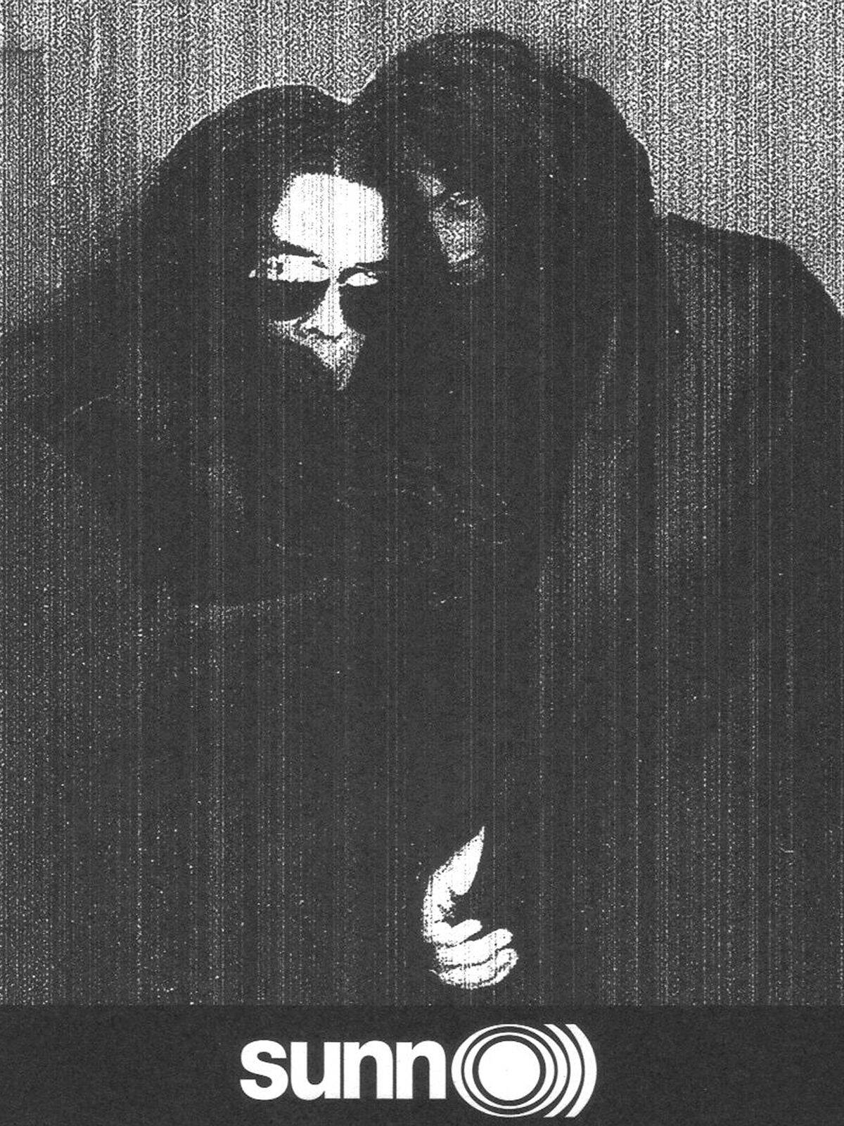 zdjęcie przedstawia Sunn O)))
